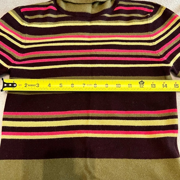 David Meister 100% cashmere turtleneck short sleeve sweater. Size S - Picture 5 of 7